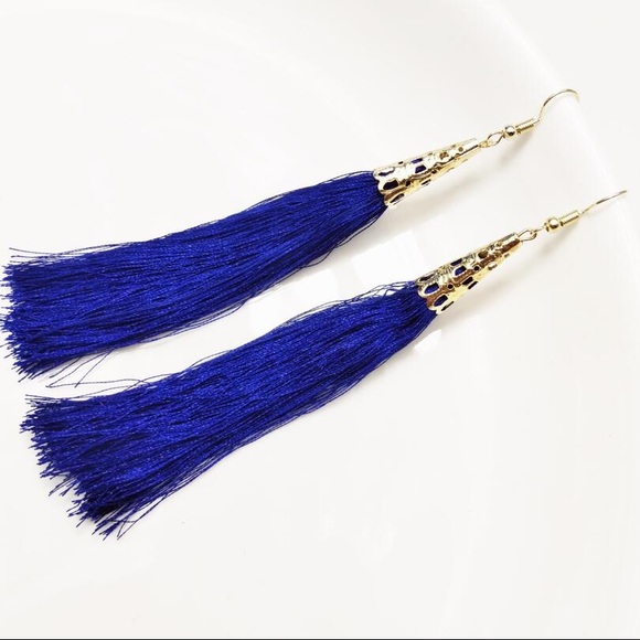 5/$25 Bohemian Tassel Earring Gold - Picture 4 of 5